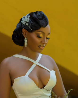 brideheader photo) Bridal Styling